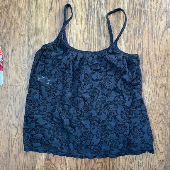 BUNDLE of 5 crop tops, size small - Picture 4 of 11